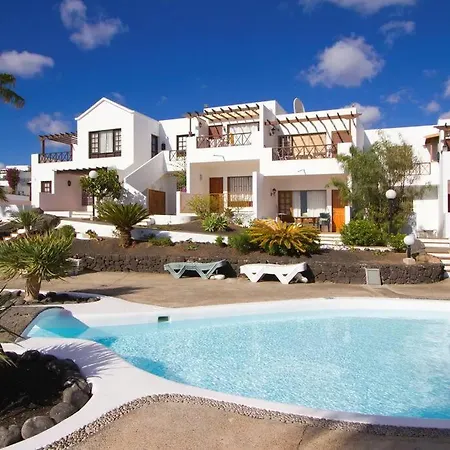 E25 Tabaibas * Puerto del Carmen (Lanzarote)